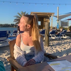 Meet your Posher, Tori